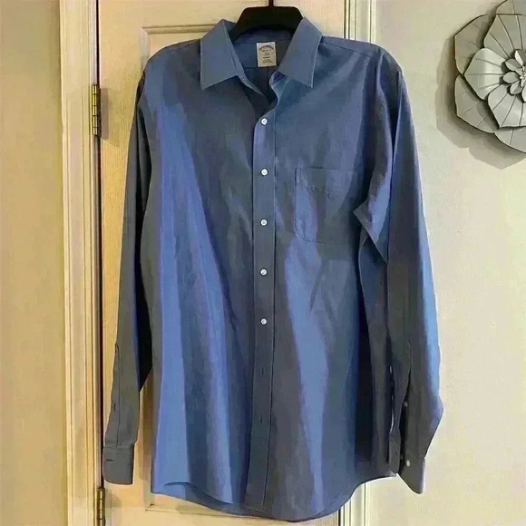 Brooks Brothers Men's Blue Dress Shirt 16.5 Long Sleeve Non-Iron - Picture 1 of 5